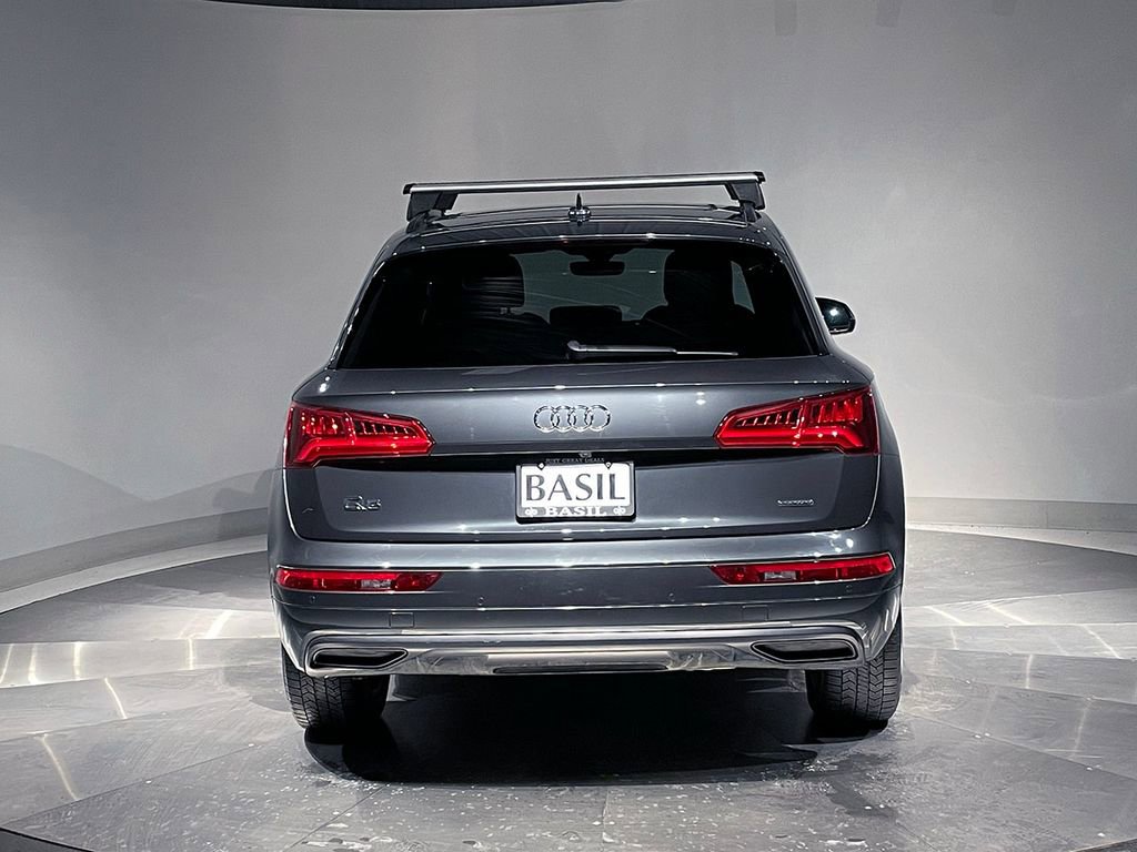 Used 2020 Audi Q5 2.0T Premium w/ Titanium Sport Package image 12