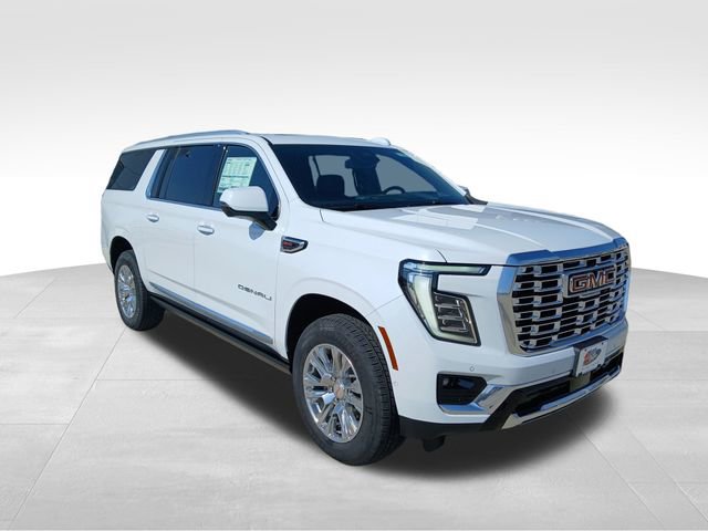 New 2026 GMC Yukon XL Denali w/ Sun & Power Step Package image 7