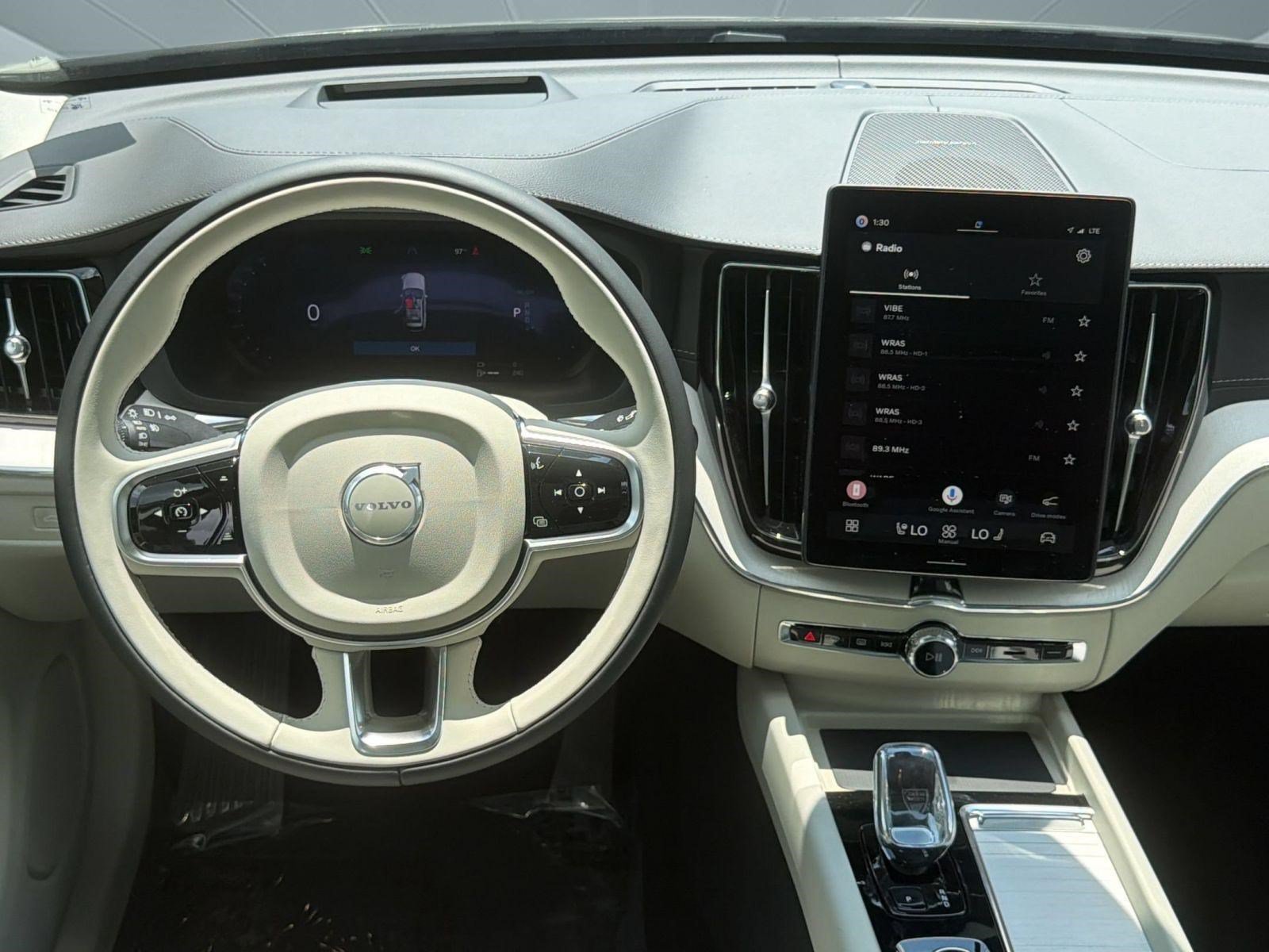New 2026 Volvo XC60 T8 Ultra w/ Protection Package Premier AWD/4WD image 29