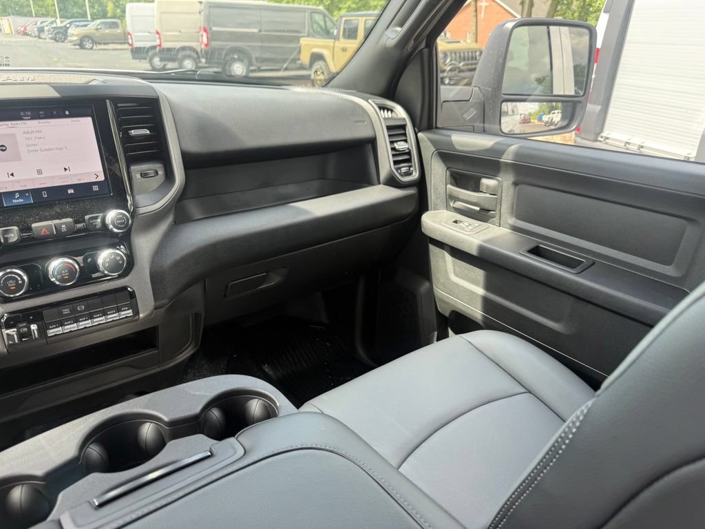 New 2026 RAM 5500 Tradesman w/ Chrome Appearance Group AWD/4WD image 43