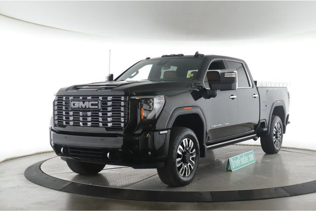 Used 2025 GMC Sierra 2500 Denali Ultimate AWD/4WD image 10