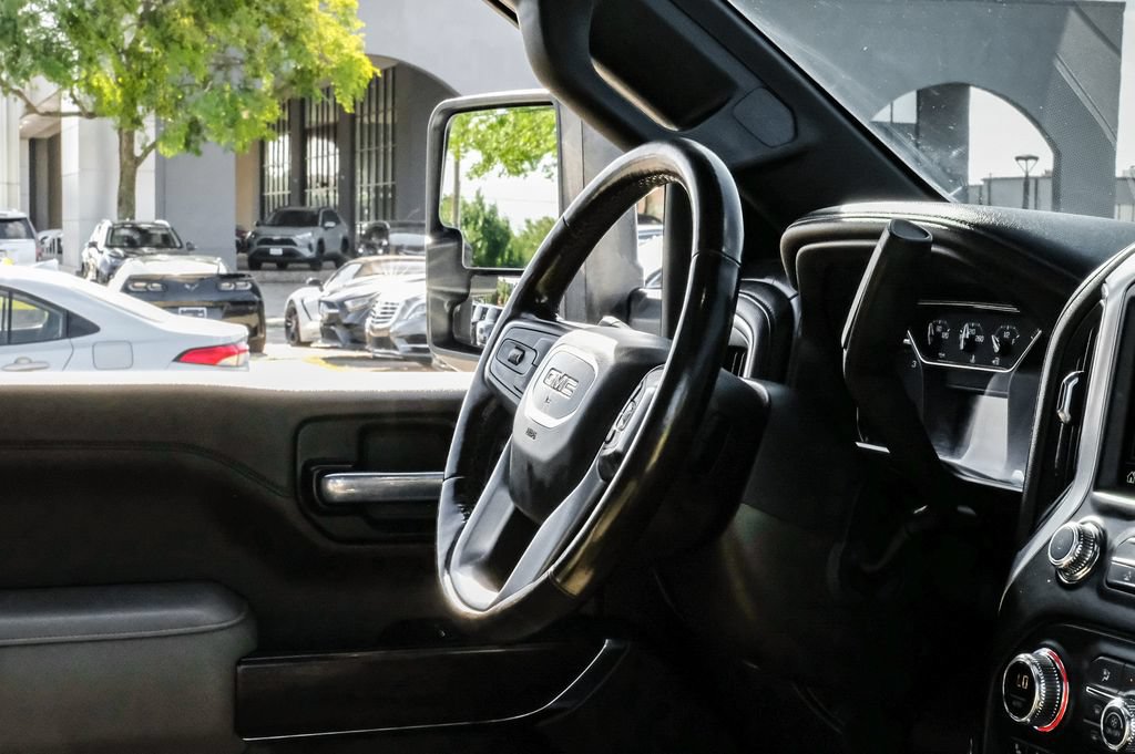 Used 2021 GMC Sierra 3500 SLT w/ SLT Convenience Package AWD/4WD image 11