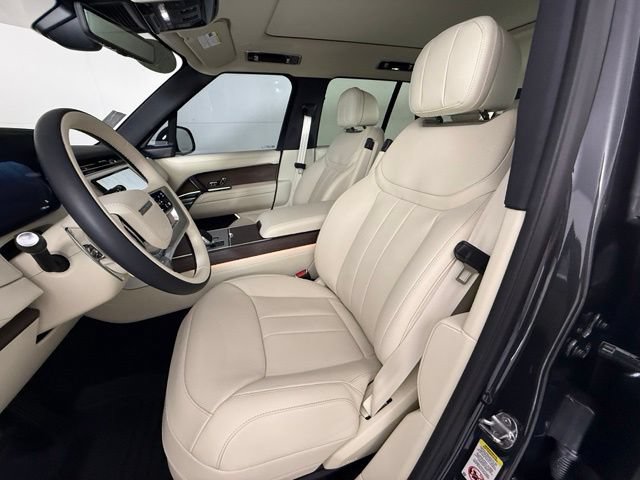 Used 2026 Land Rover Range Rover SE AWD/4WD image 7