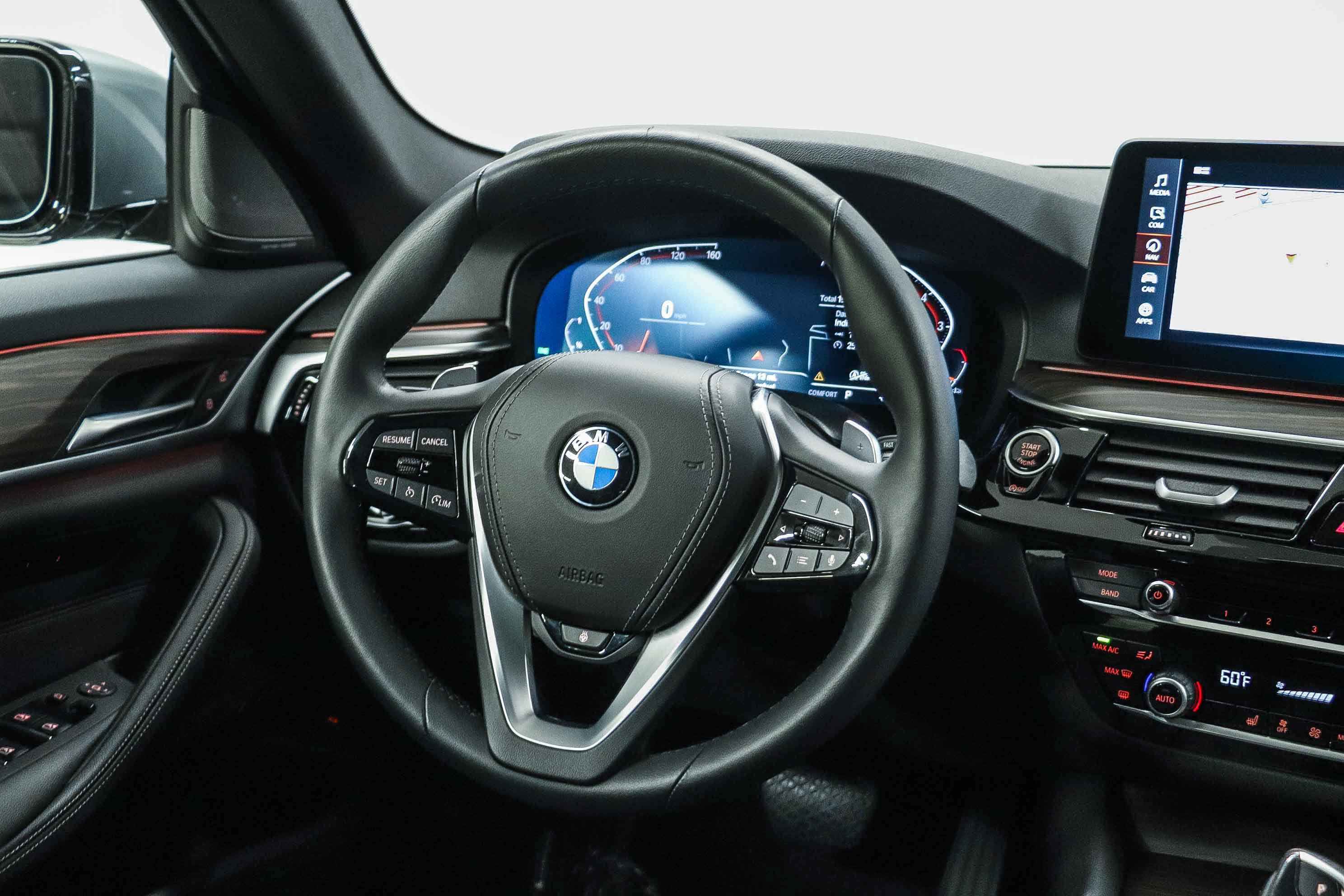 Certified 2023 BMW 530i w/ Premium Package RWD image 15