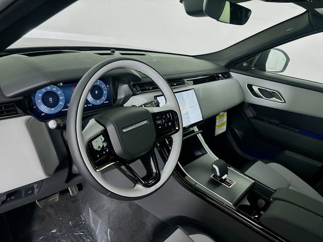 Used 2026 Land Rover Range Rover Velar Dynamic SE image 9
