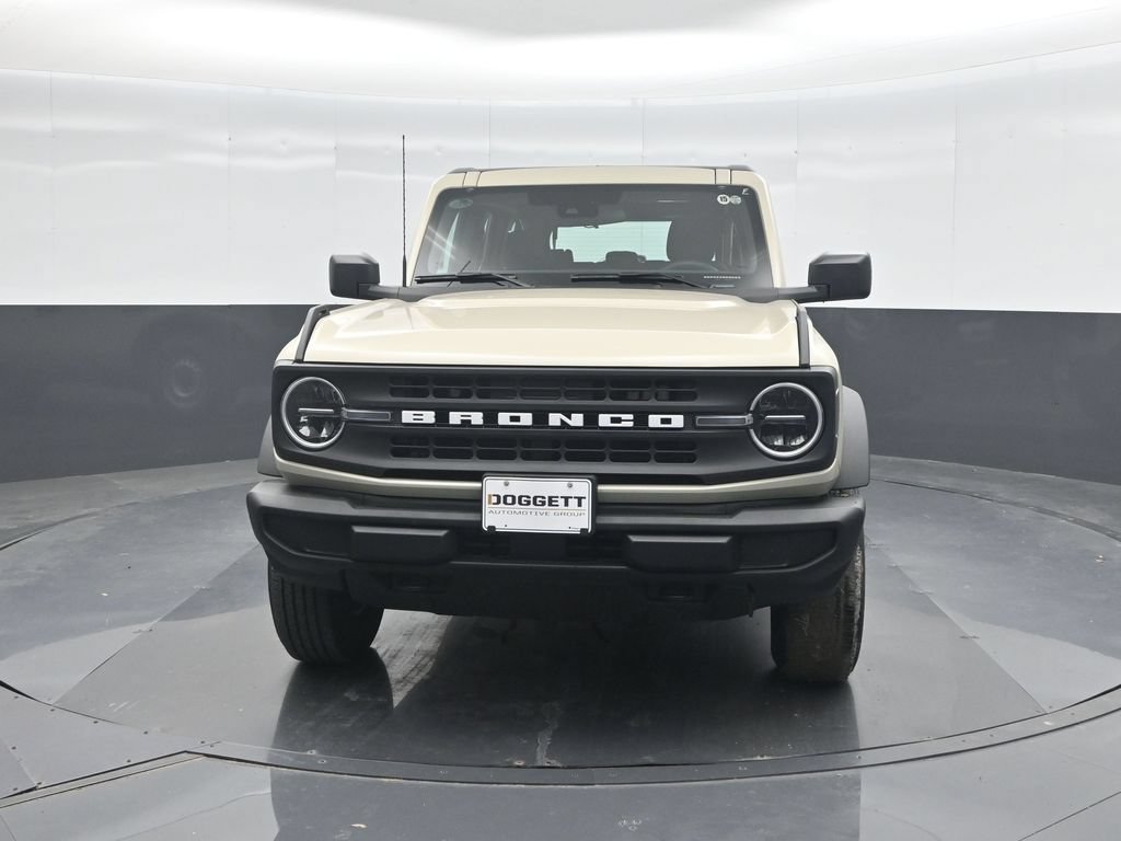 New 2026 Ford Bronco 4-Door AWD/4WD image 5
