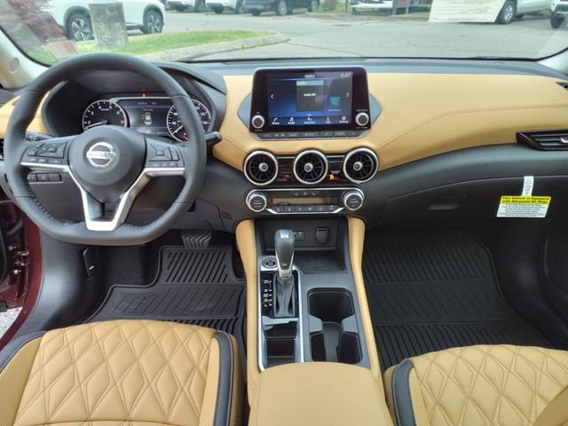 Used 2023 Nissan Sentra SV w/ SV Premium Package image 9