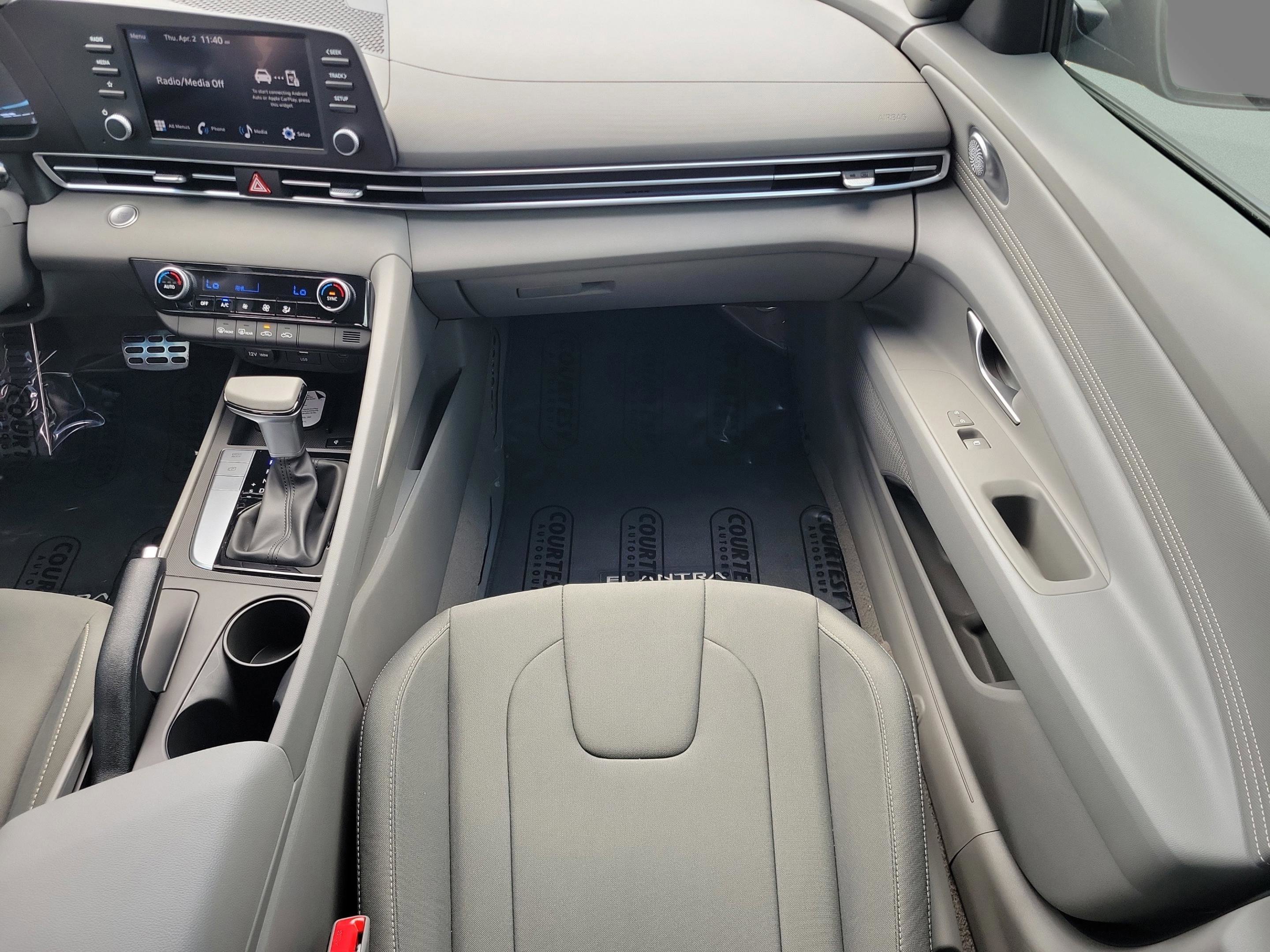 New 2026 Hyundai Elantra Sport w/ Cargo Package FWD image 14
