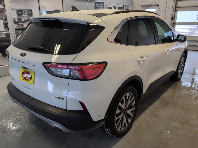 Used 2020 Ford Escape Titanium image 5