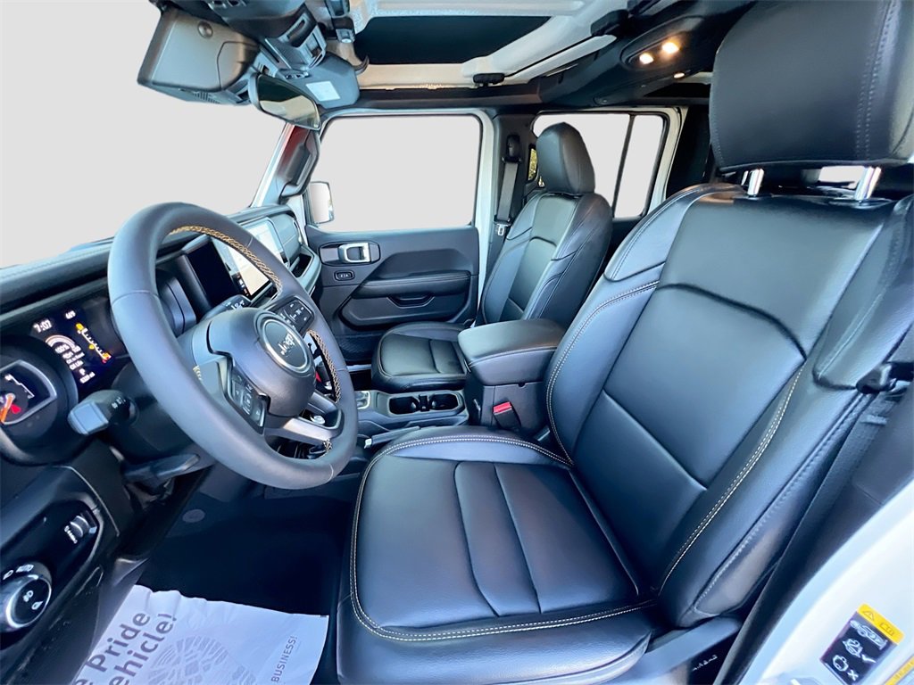 Used 2024 Jeep Gladiator Willys image 20