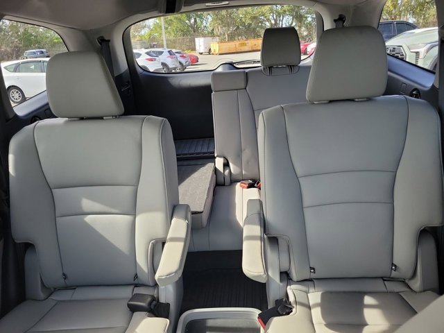 Used 2019 Honda Pilot Touring image 5
