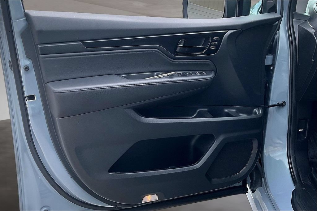 Used 2023 Honda Odyssey Touring image 19