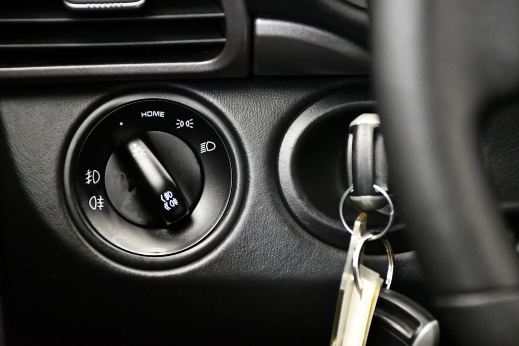 Used 2008 Porsche 911 Carrera 4 image 22