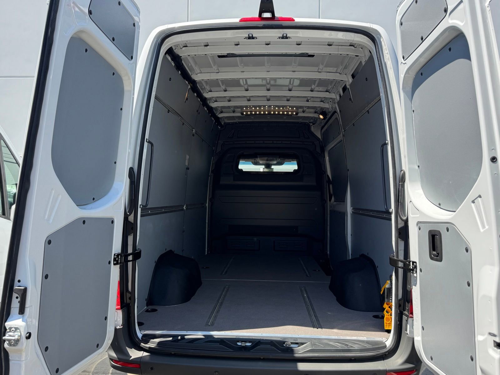 New 2025 Mercedes-Benz Sprinter 3500 image 8