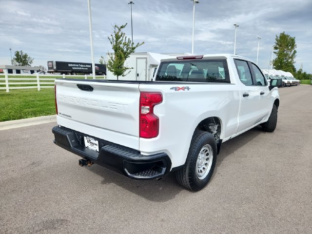 Used 2022 Chevrolet Silverado 1500 W/T w/ Trailering Package AWD/4WD image 9