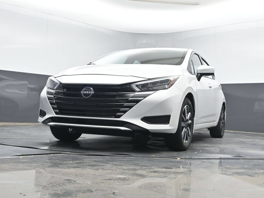 Used 2025 Nissan Versa SV w/ Trunk Package FWD image 9