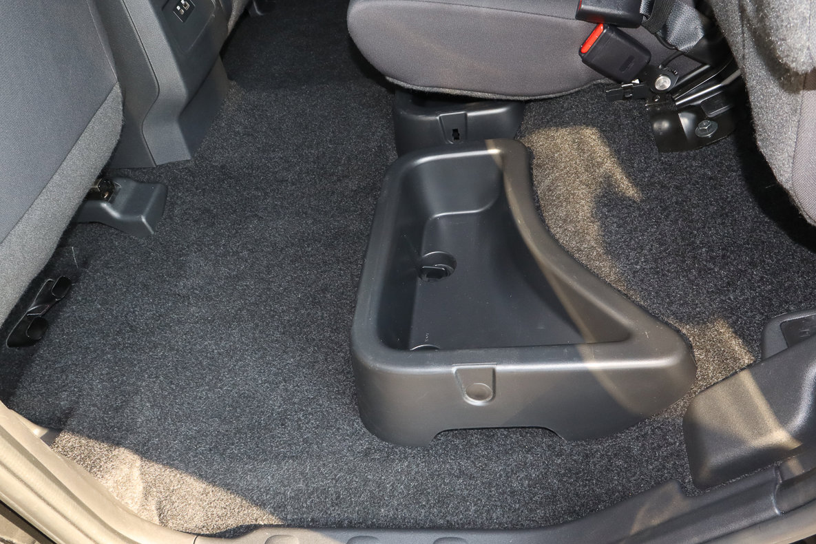 Used 2024 Nissan Frontier SV image 20