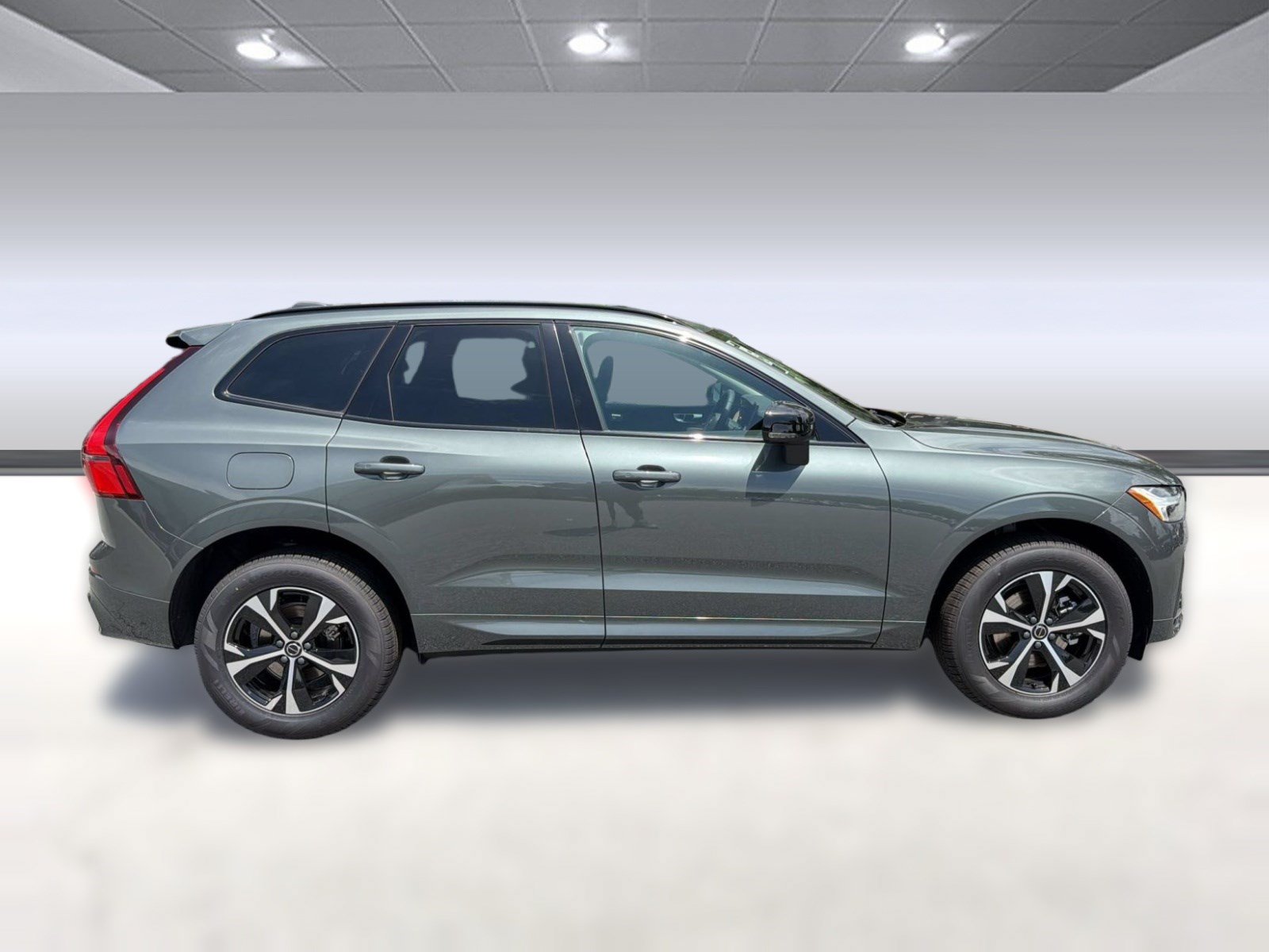 New 2026 Volvo XC60 B5 Core w/ Climate Package AWD/4WD image 8
