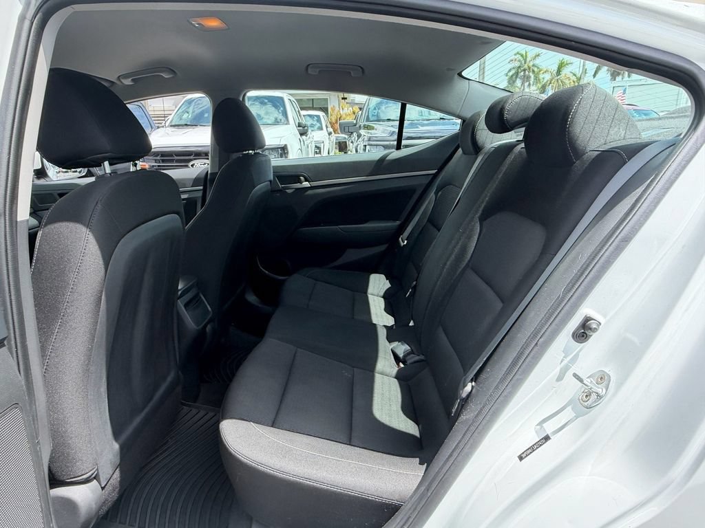 Used 2018 Hyundai Elantra SEL w/ Cargo Package FWD image 6