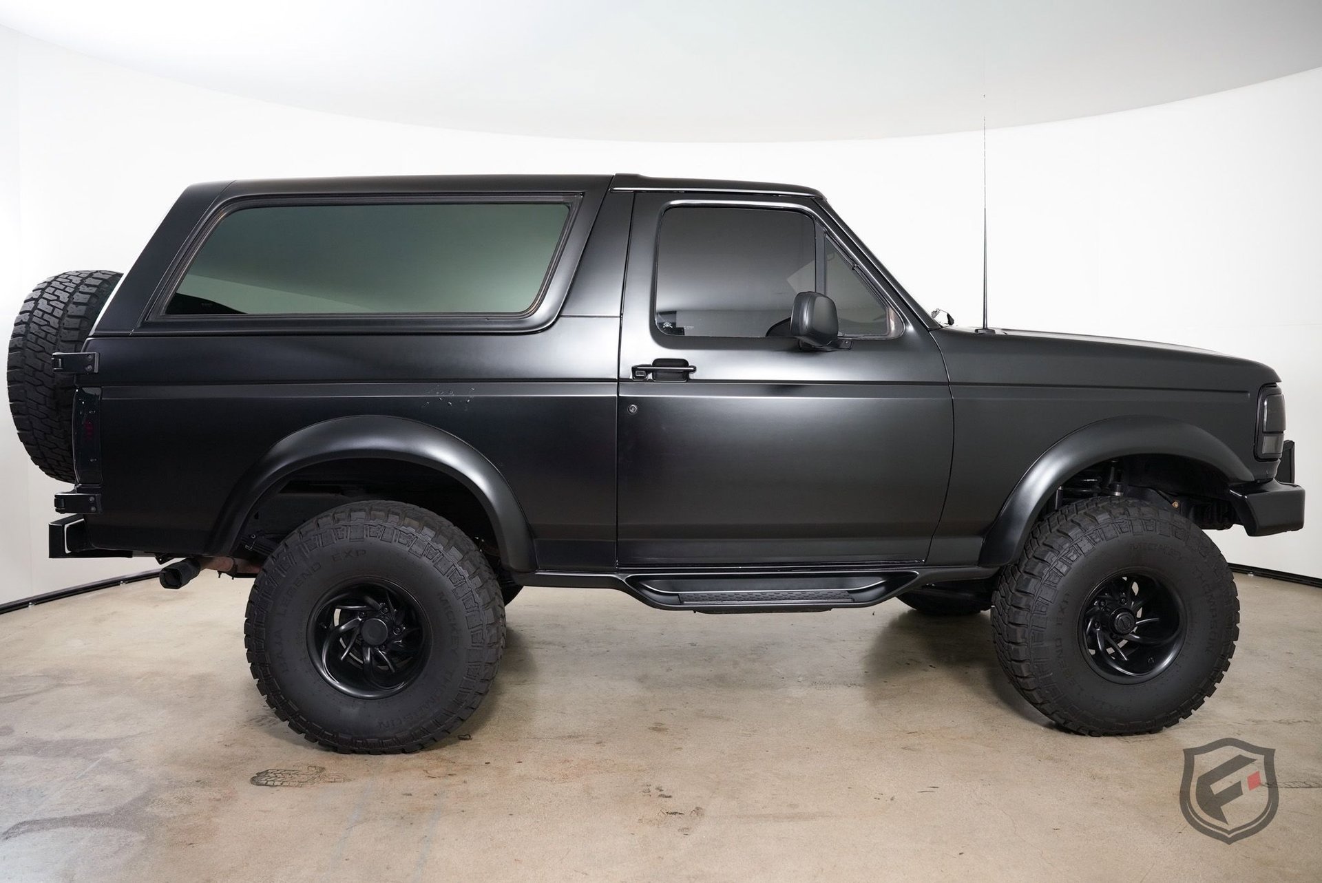Used 1996 Ford Bronco Eddie Bauer image 10