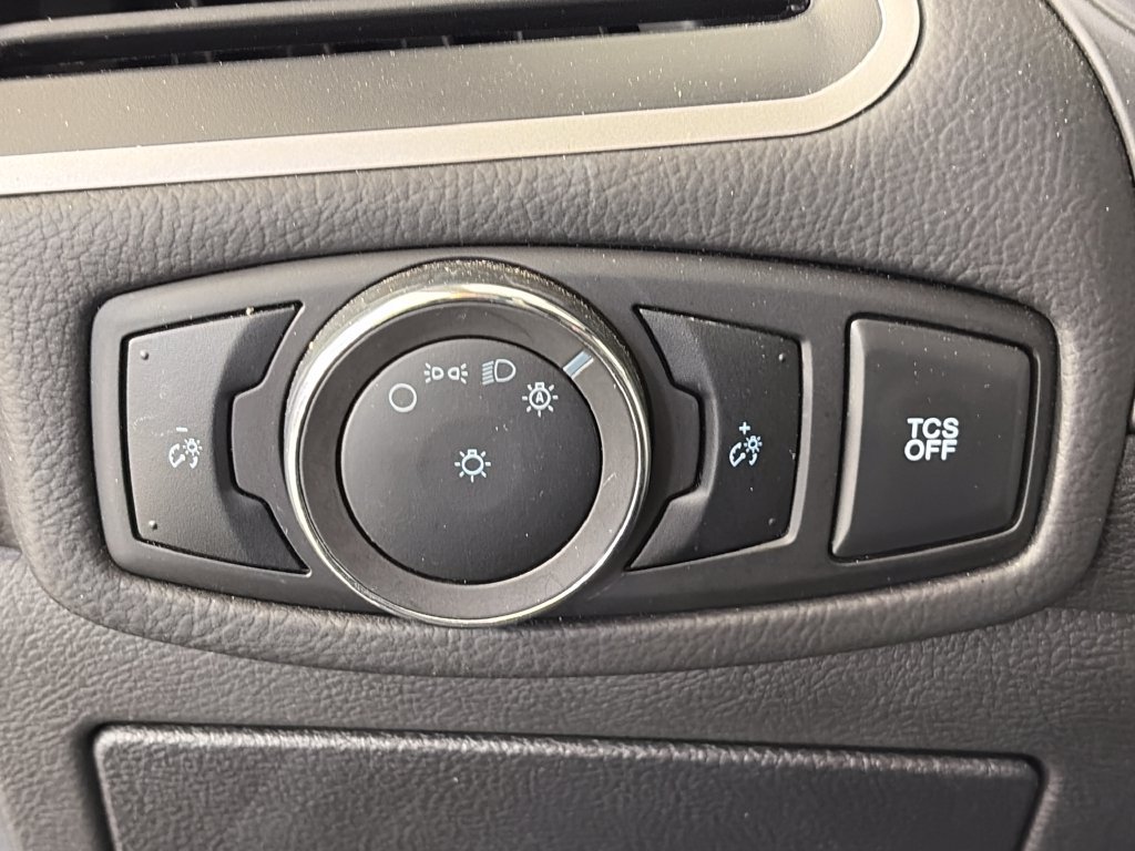 Used 2024 Ford Edge SEL AWD/4WD image 24