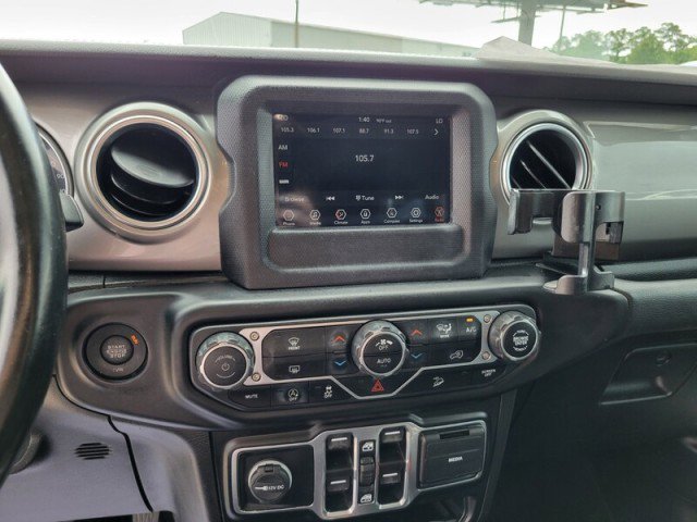 Used 2020 Jeep Wrangler Unlimited Sahara image 18