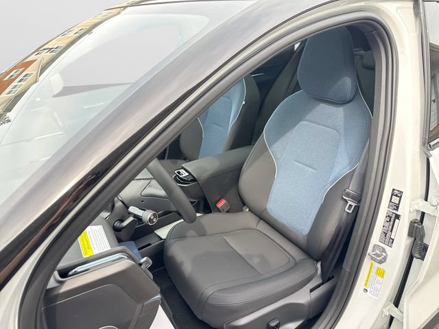 New 2026 Volvo EX30 Cross Country Ultra w/ Protection Package Premier AWD/4WD image 13