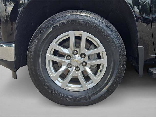 Used 2021 Chevrolet Silverado 1500 LT w/ Convenience Package II AWD/4WD image 23