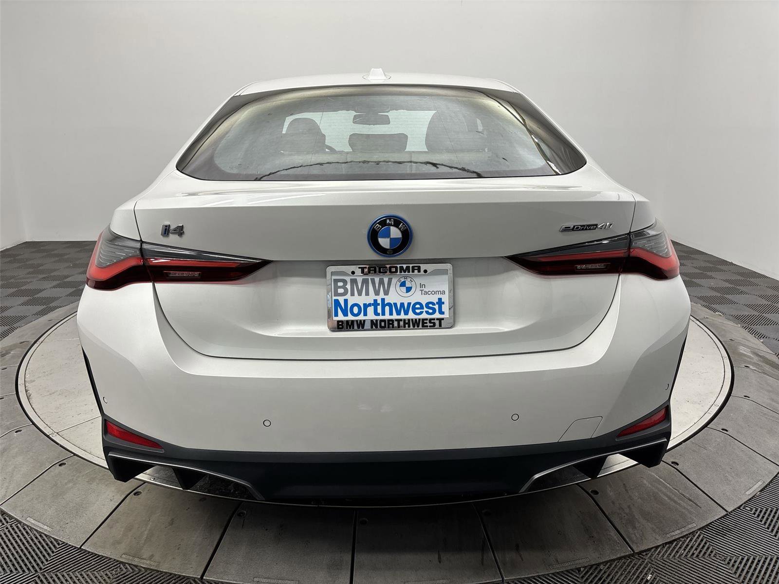 Certified 2023 BMW i4 eDrive40 RWD image 15
