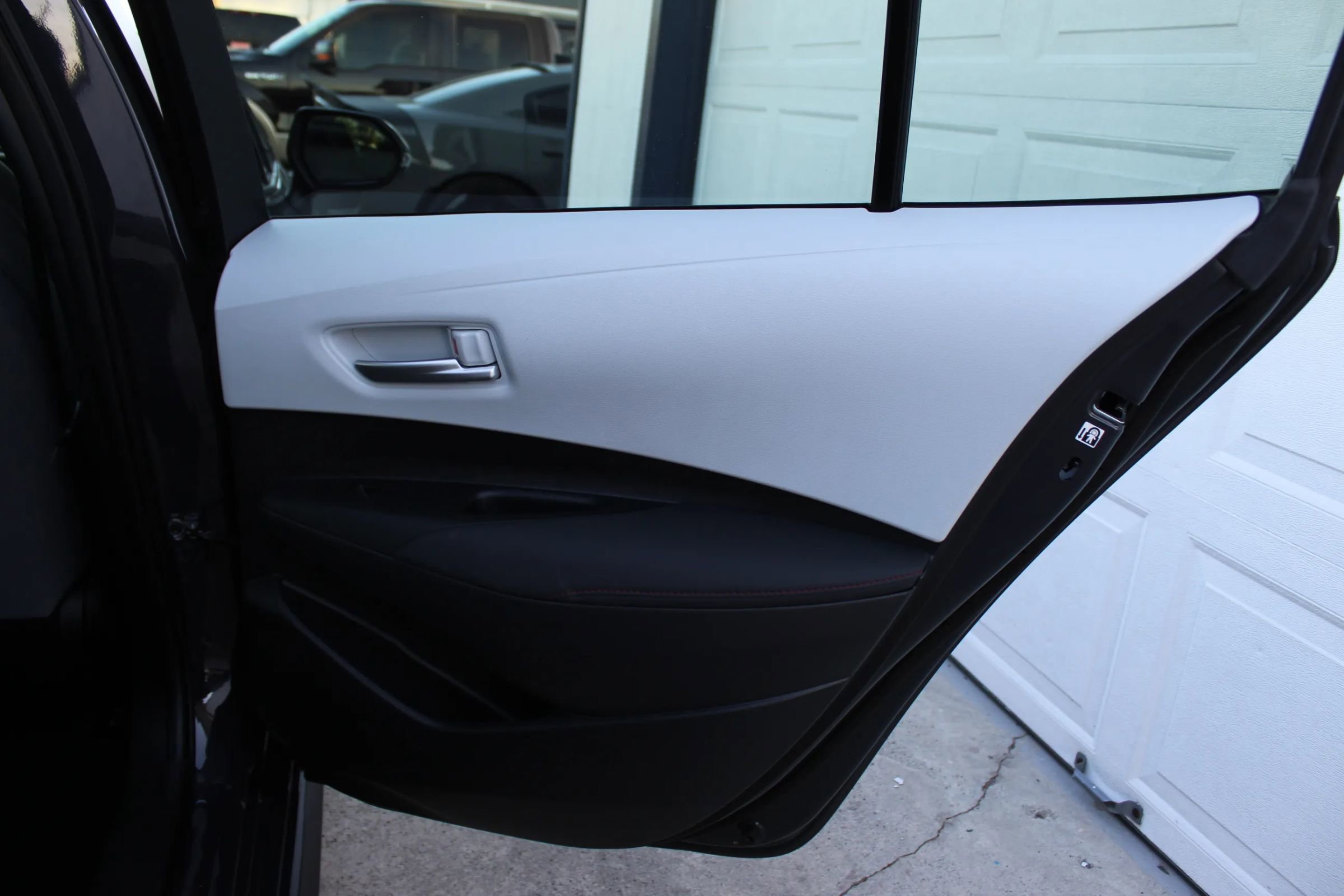 Used 2024 Toyota Corolla SE FWD image 15
