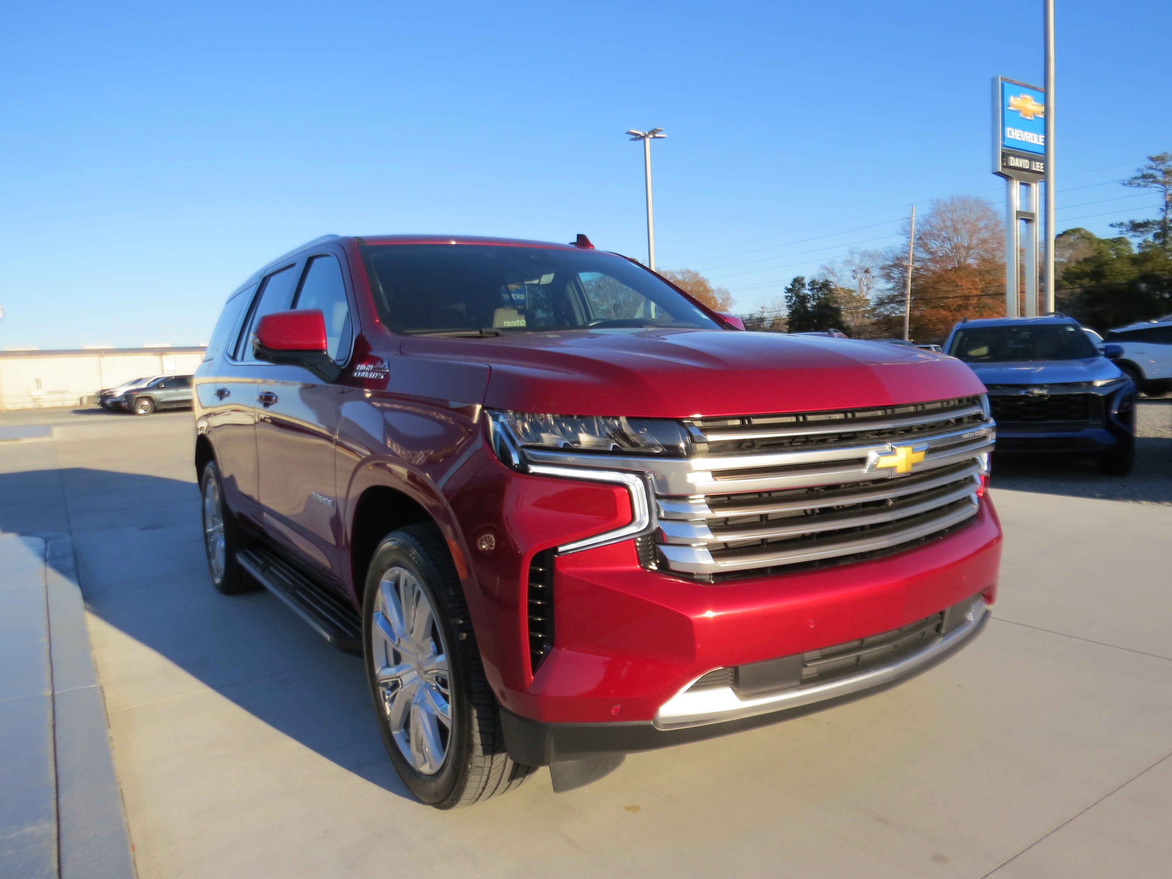Used 2024 Chevrolet Tahoe High Country w/ Advanced Technology Package AWD/4WD image 7