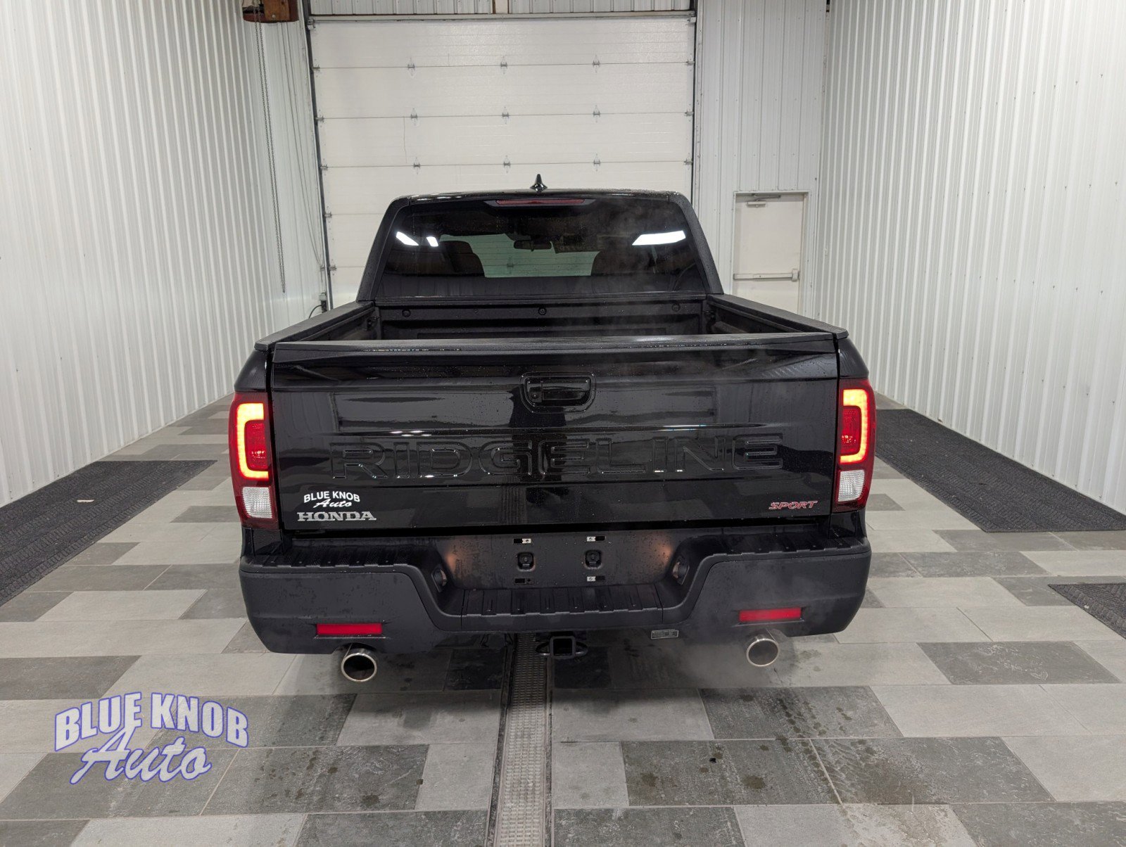 Used 2025 Honda Ridgeline Sport+ image 4