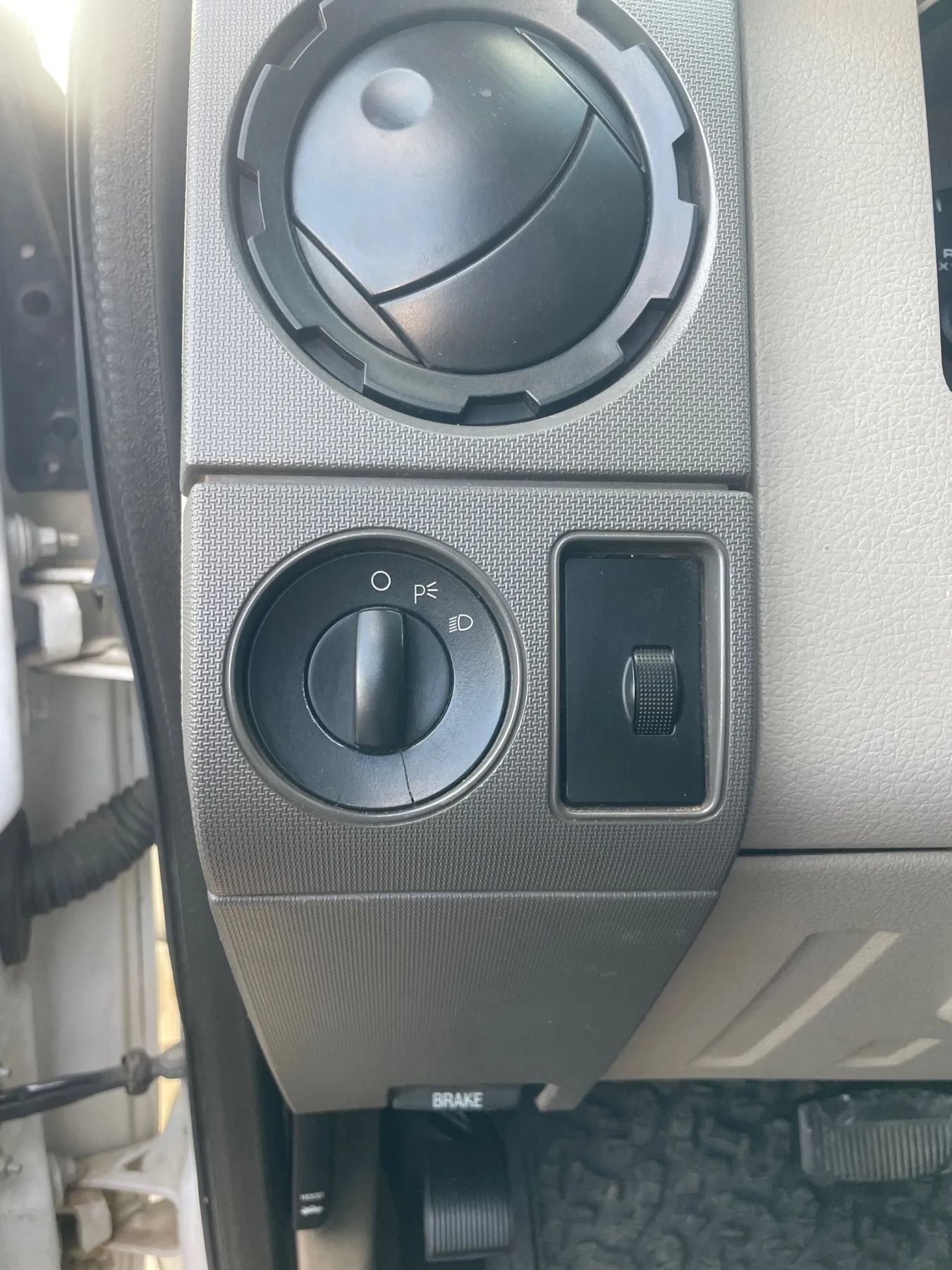 Used 2008 Ford F550 2WD Crew Cab Super Duty image 20