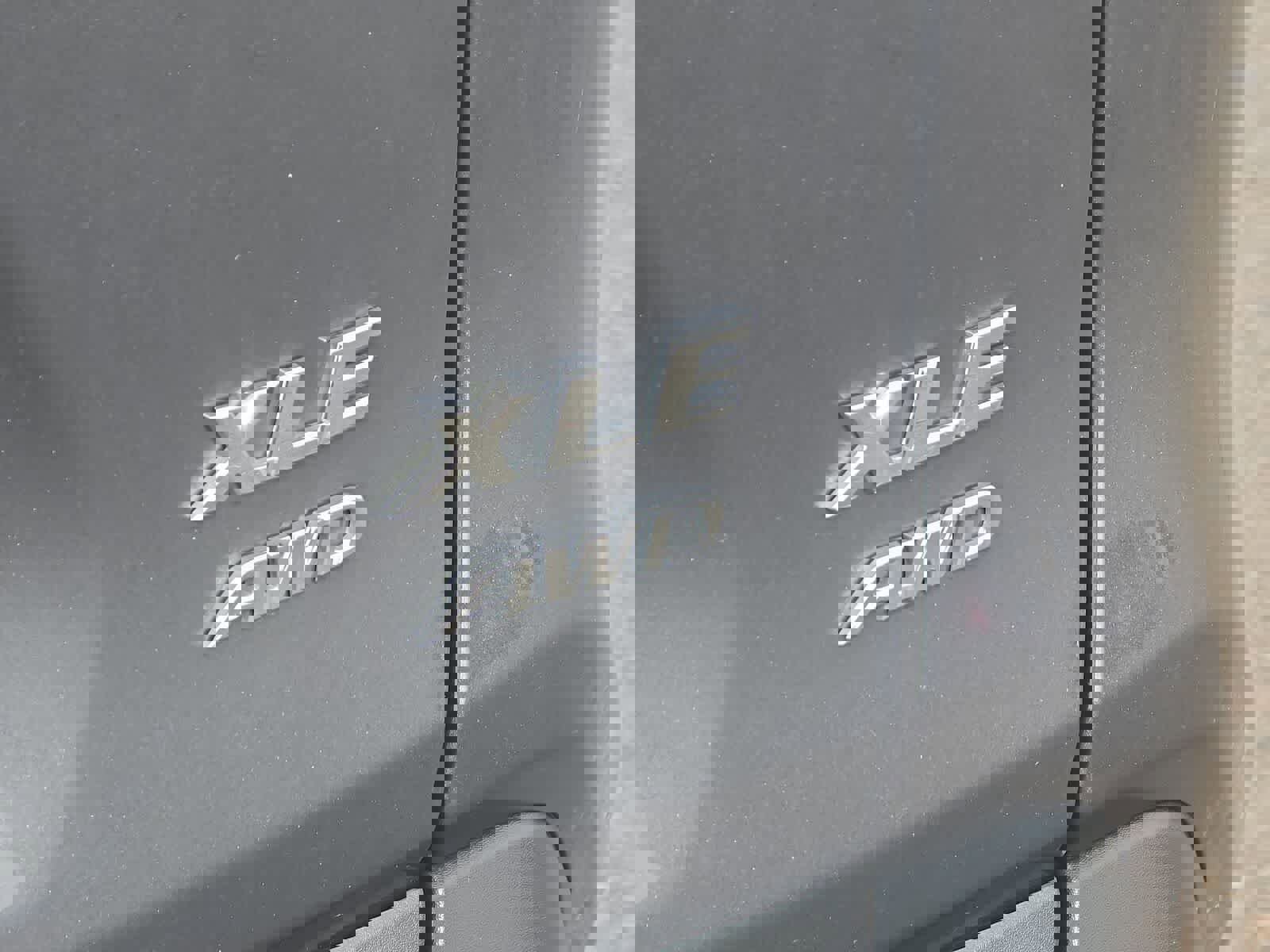 Used 2025 Toyota RAV4 XLE image 33