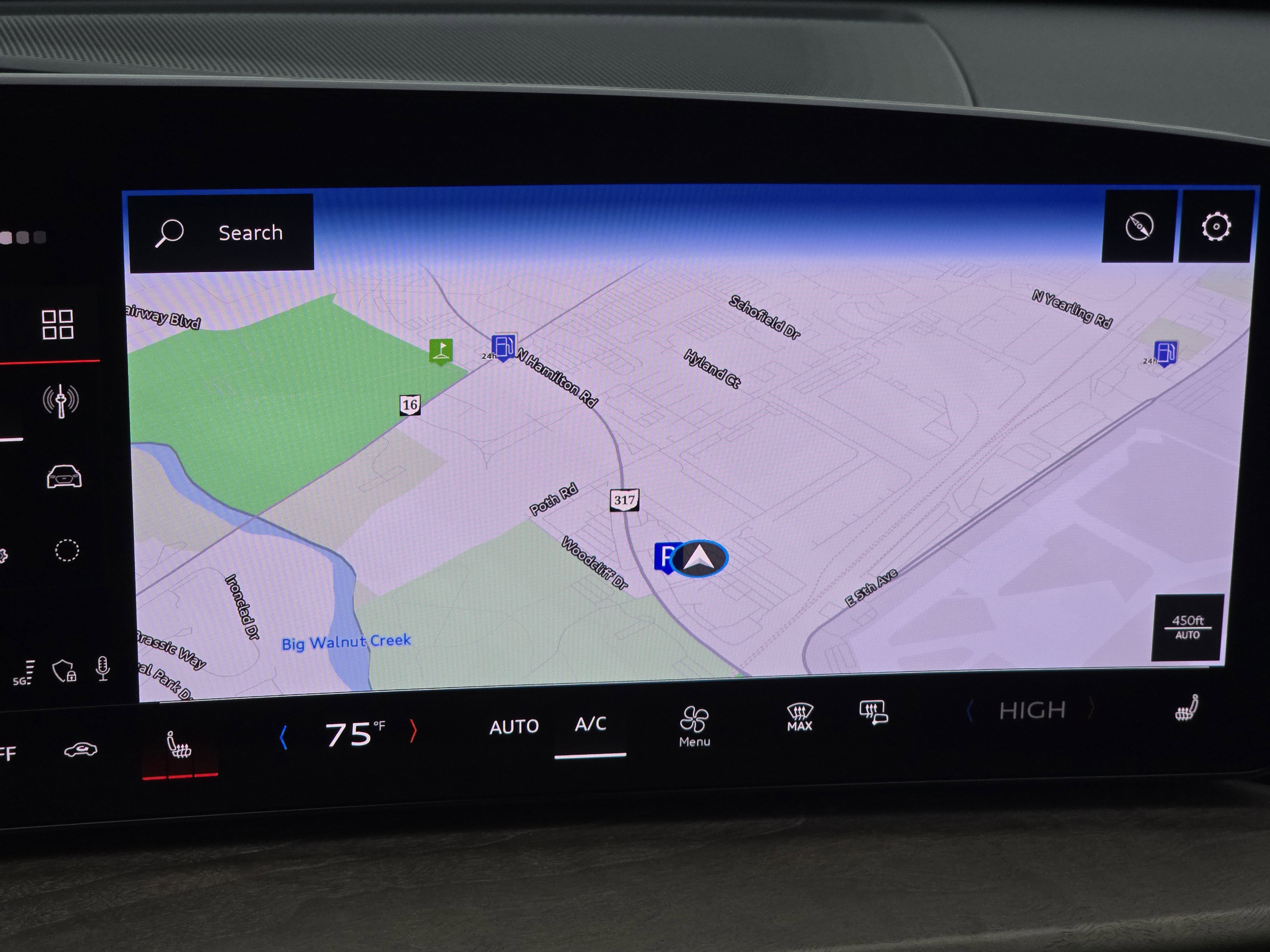 New 2025 Audi Q5 Premium image 10