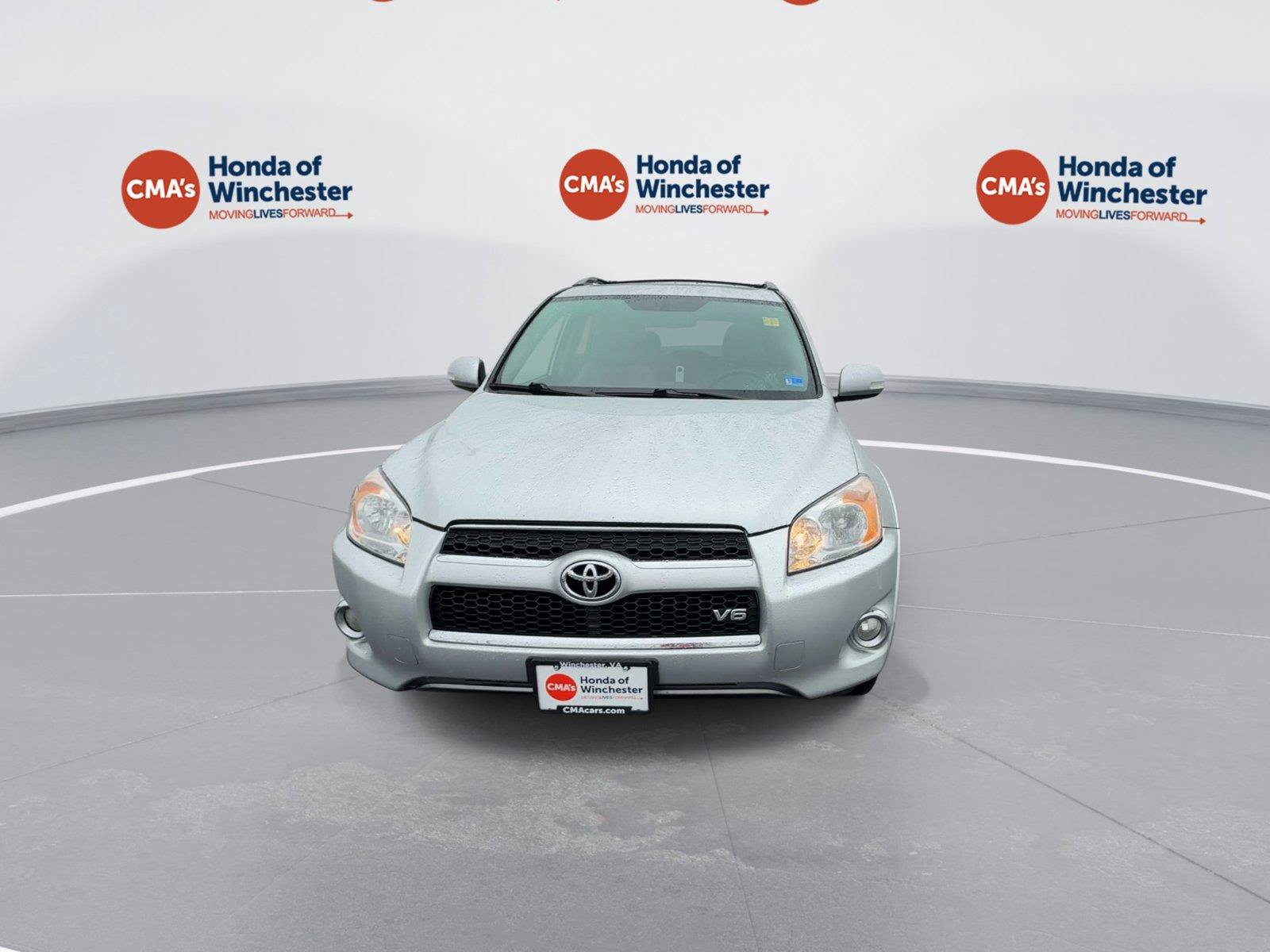Used 2011 Toyota RAV4 Limited AWD/4WD image 3