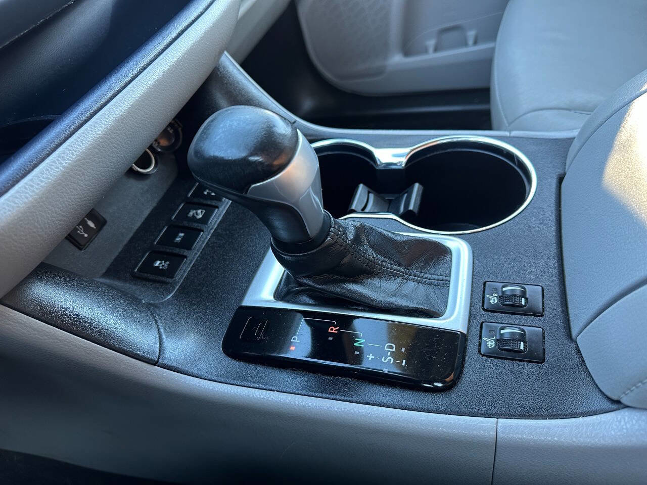 Used 2015 Toyota Highlander XLE AWD/4WD image 57