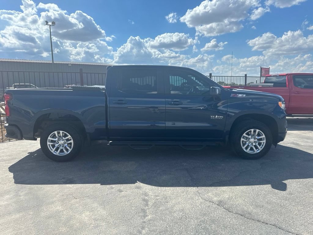Used 2023 Chevrolet Silverado 1500 RST w/ Texas Edition Plus AWD/4WD image 3