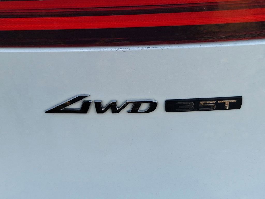 Used 2025 Genesis GV70 3.5T Sport w/ Sport Advanced Package image 6