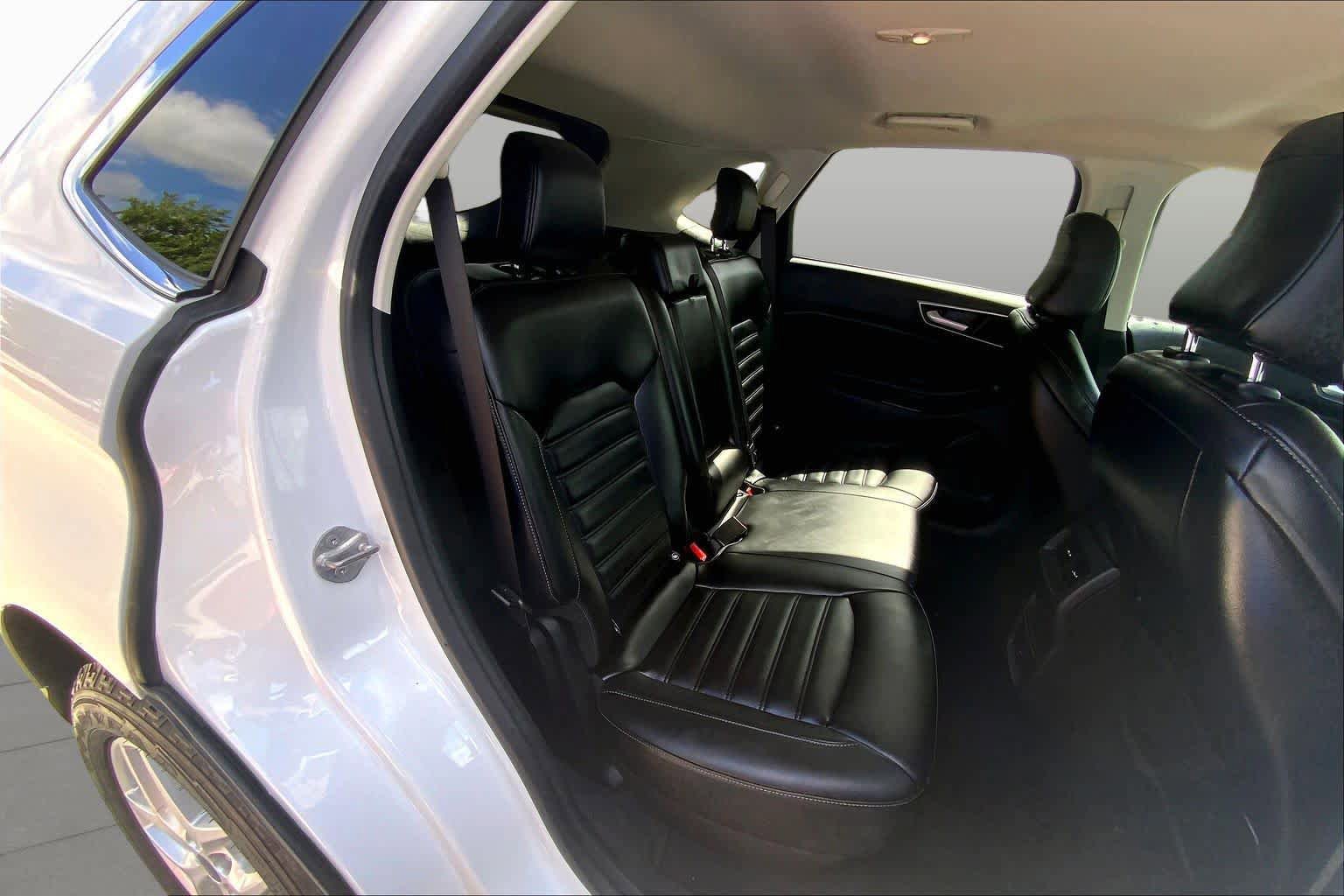 Used 2022 Ford Edge SEL AWD/4WD image 20