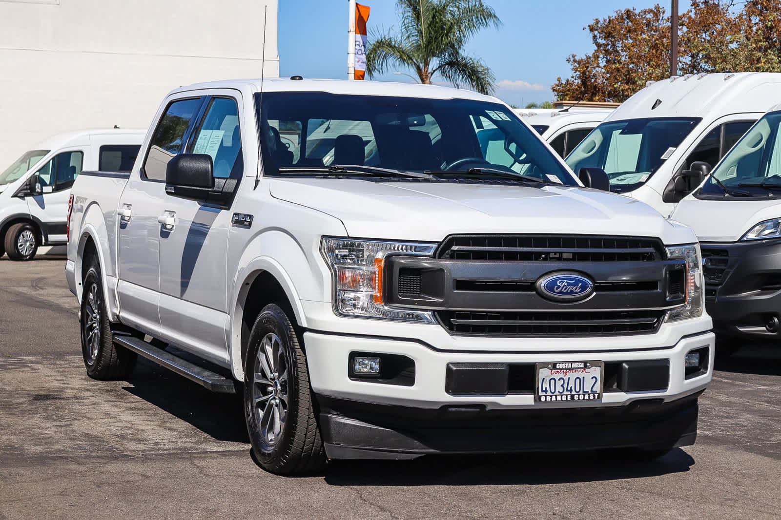 Used 2018 Ford F150 XLT w/ Equipment Group 302A Luxury RWD image 3