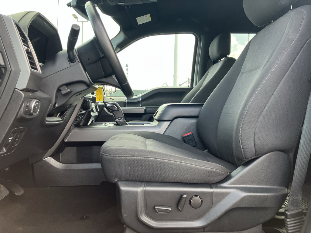 Used 2019 Ford F150 XLT w/ Equipment Group 302A Luxury AWD/4WD image 28