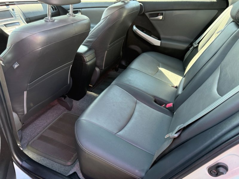 Used 2012 Toyota Prius Four FWD image 11