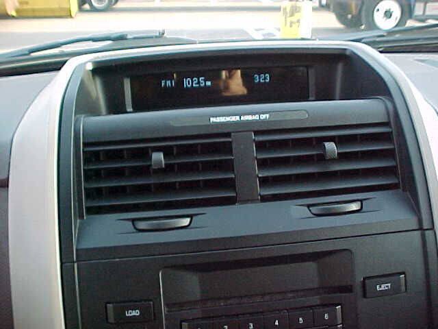 Used 2011 Ford Escape XLS w/ 102A Rapid Spec Order Code FWD image 33