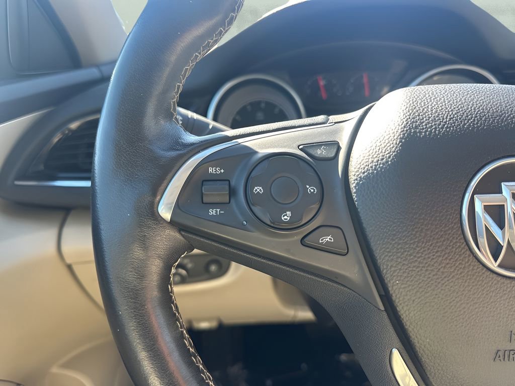 Used 2018 Buick Regal Essence image 14