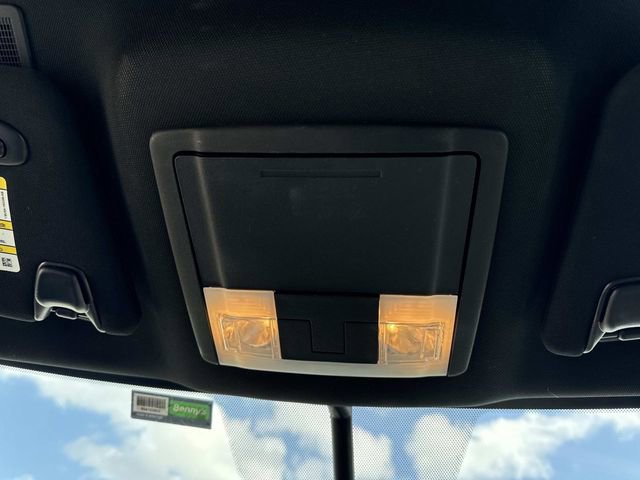 Used 2018 Ford Explorer Limited image 30