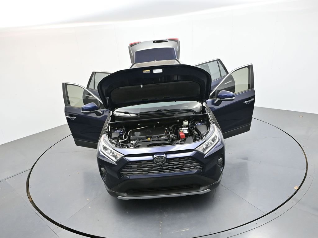 Used 2020 Toyota RAV4 Limited FWD image 38