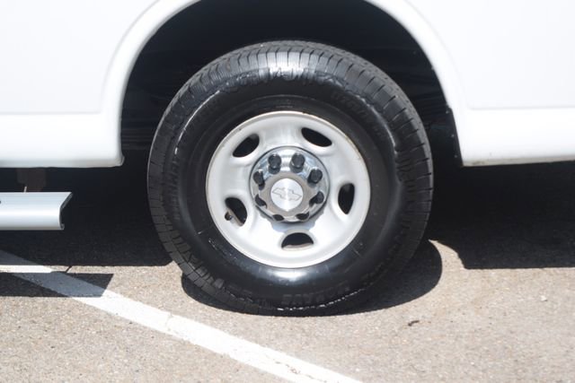 Used 2018 Chevrolet Express 3500 LT w/ LT Preferred Equipment Group RWD image 23