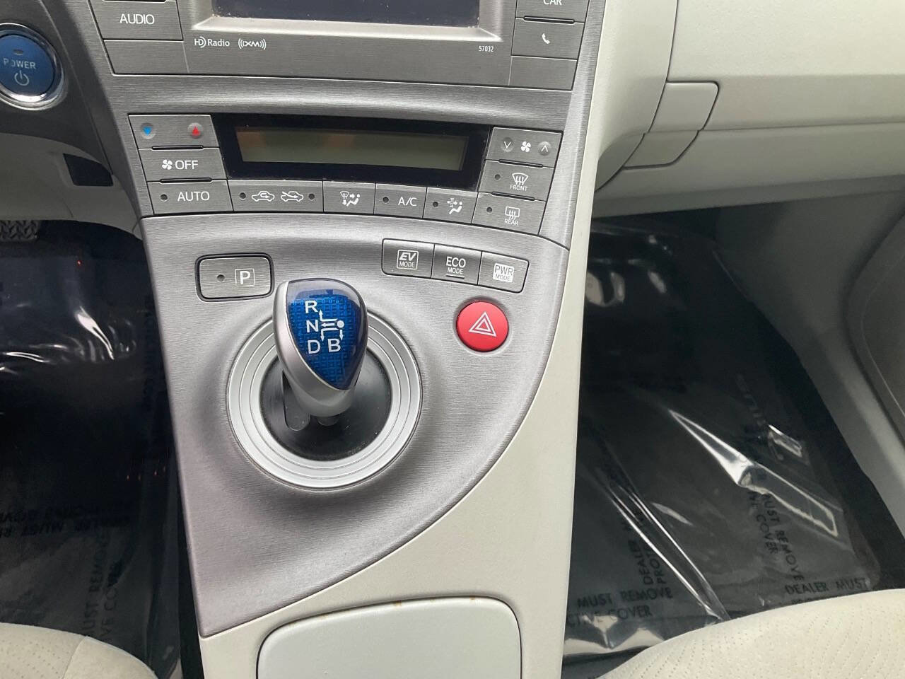 Used 2015 Toyota Prius Three FWD image 17