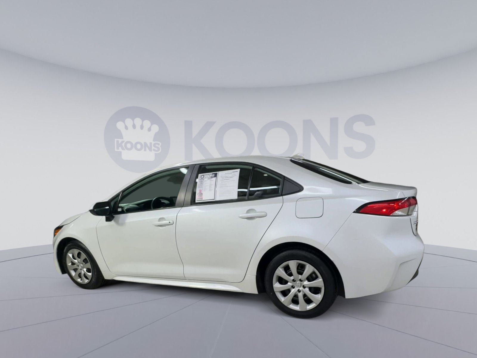 Used 2024 Toyota Corolla LE FWD image 8